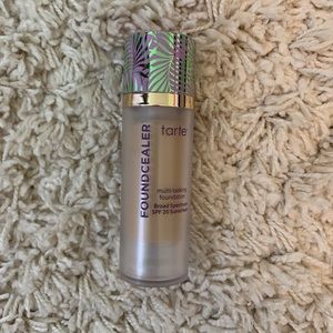 Tarte Foundcealer foundation in 24G light golden